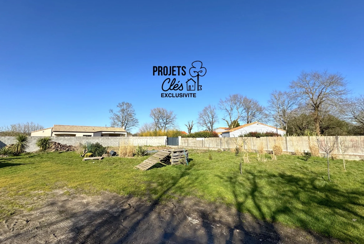 Terrain de 771 m² à Grosbreuil, Opportunité à Saisir – Non viabilisé et hors lotissement 