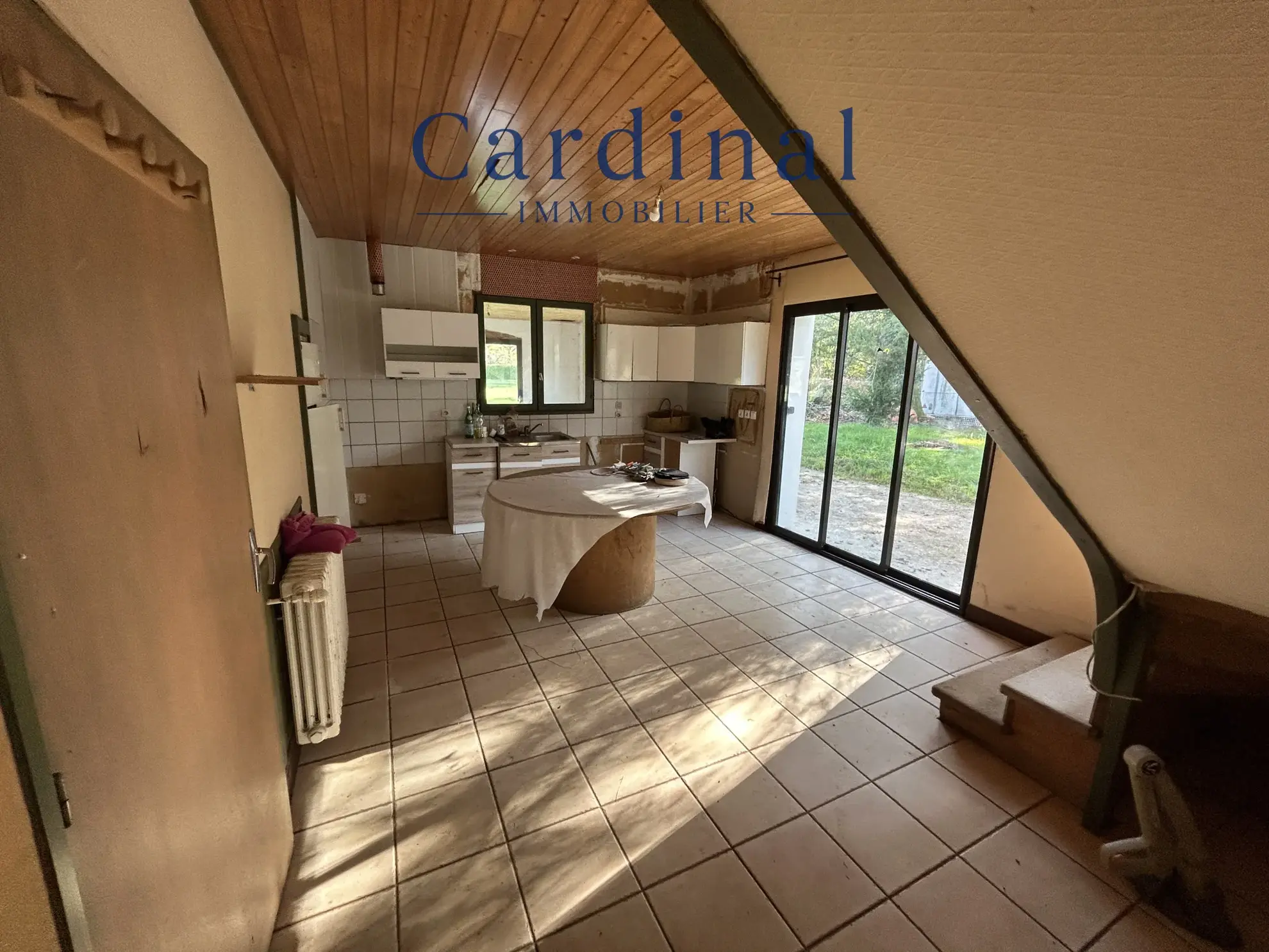 Maison à finir de rénover avec grand parc à Coursac – Potentiel exceptionnel 