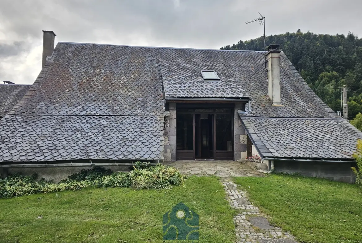 Maison 124 m² avec jardin et hangar près du Mont-Dore 