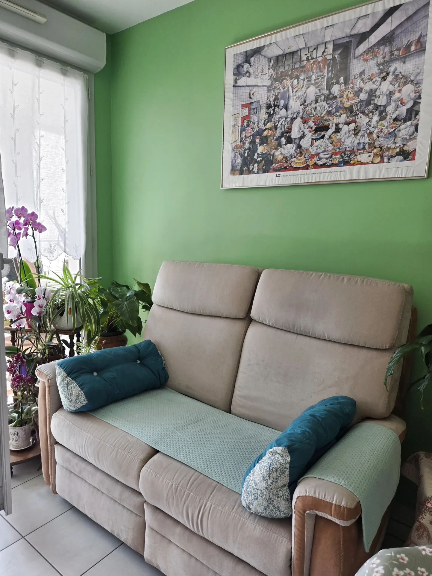 Appartement 3 pièces à Marseille proche gare Saint Charles avec terrasse et parking 