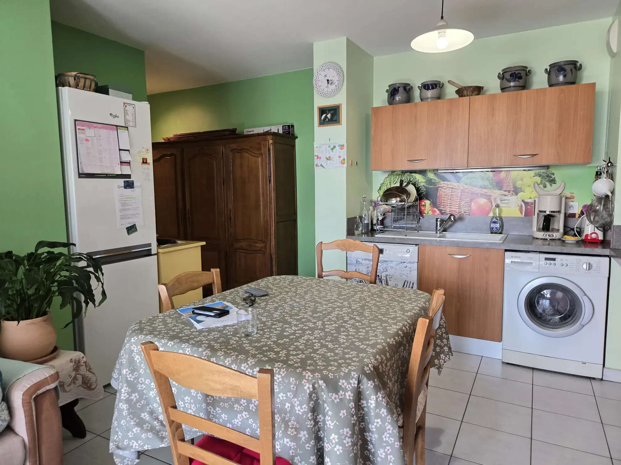 Appartement 3 pièces à Marseille proche gare Saint Charles avec terrasse et parking 