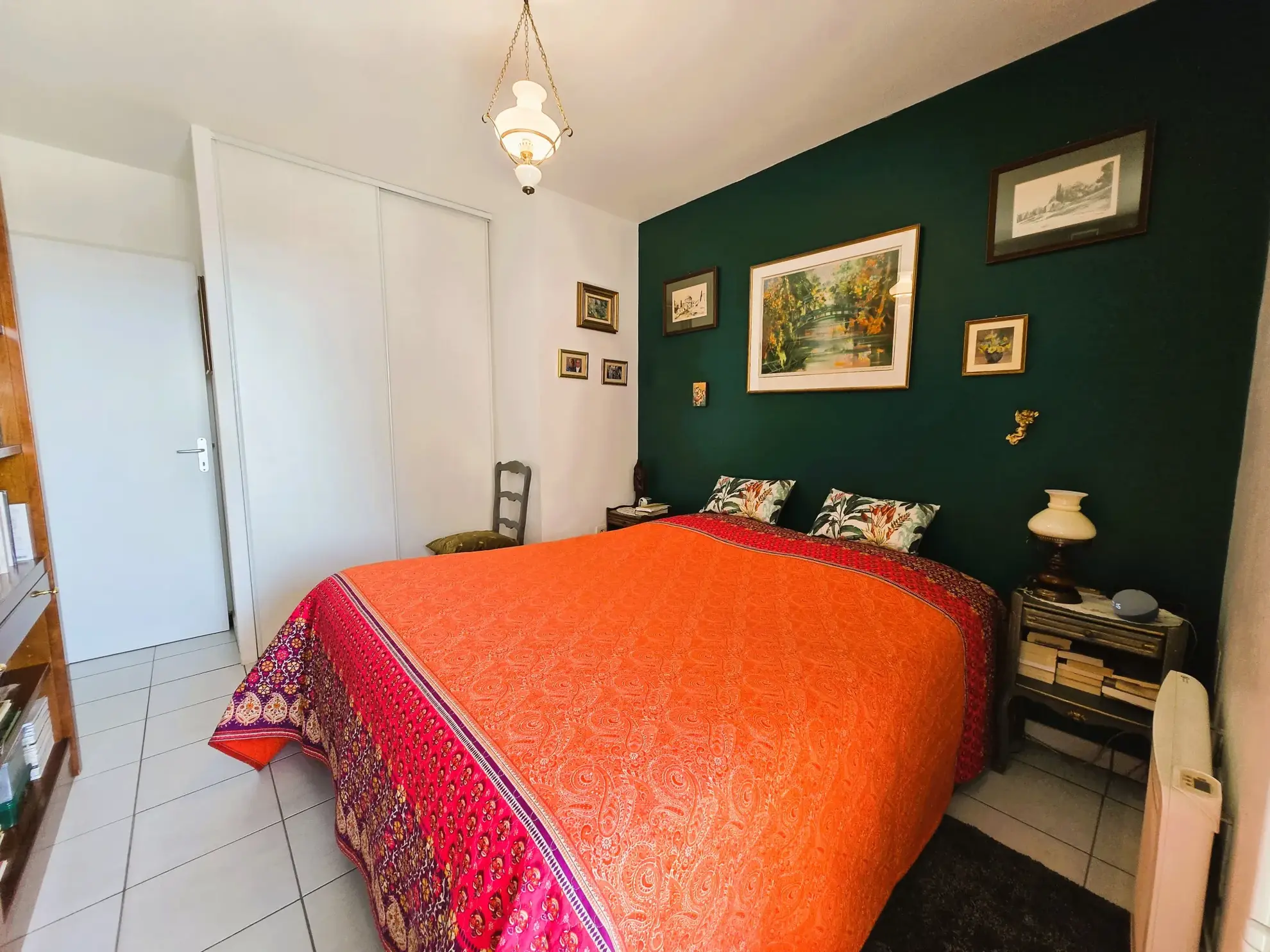 Appartement 3 pièces à Marseille proche gare Saint Charles avec terrasse et parking 