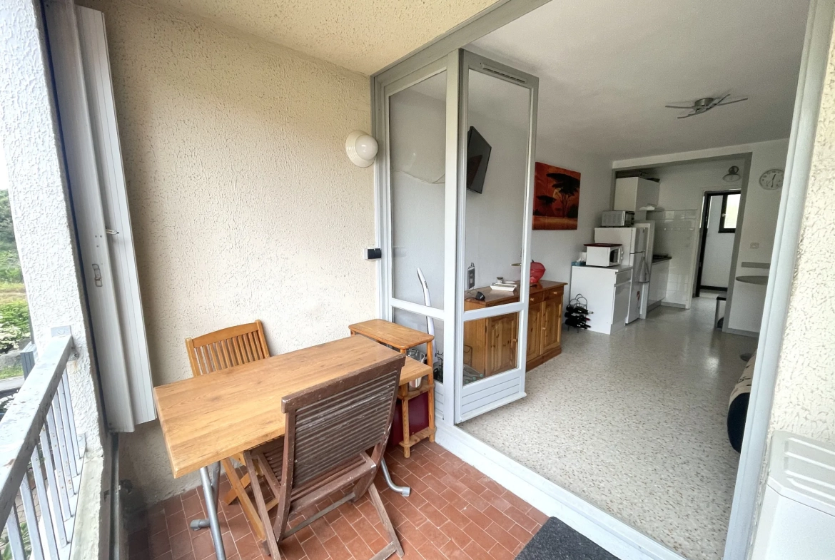 Studio rénové avec terrasse proche de la plage au Cap d’Agde 