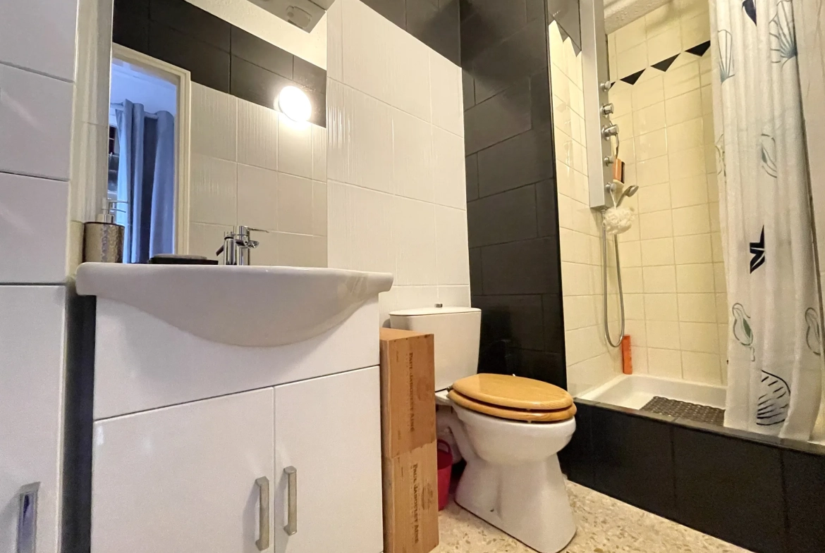 Studio rénové avec terrasse proche de la plage au Cap d’Agde 