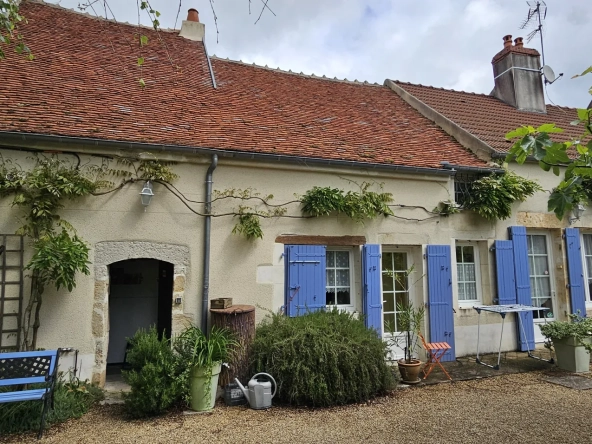 Belle propriété avec gîte et terrain à Varzy, 276 m2