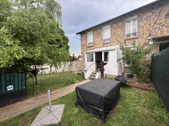 Appartement 3 chambres avec jardin privatif à Sainte-Geneviève-des-Bois