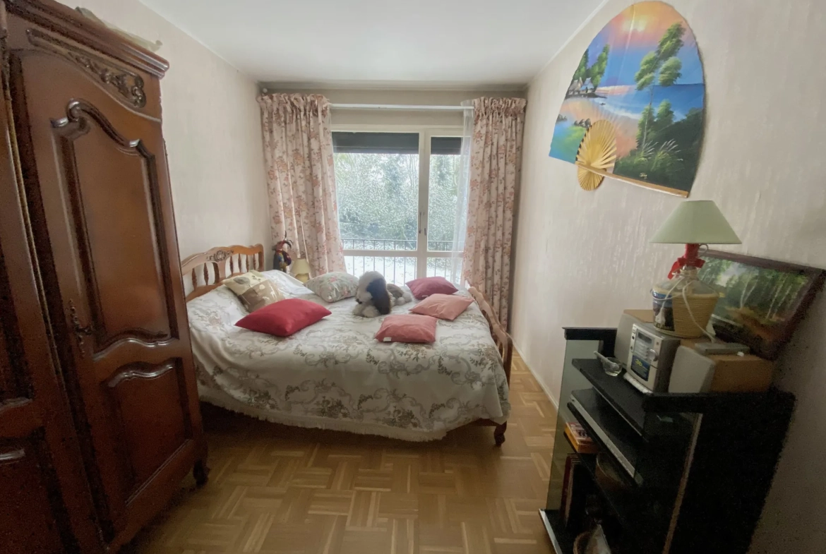 Appartement 4 pièces de 71 m² à Palaiseau, proche gare et écoles, avec Balcon et Cave 