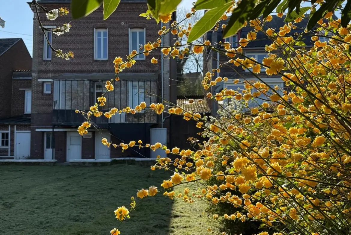 Maison bourgeoise de 122 m² avec jardin au centre-ville d'Eu 