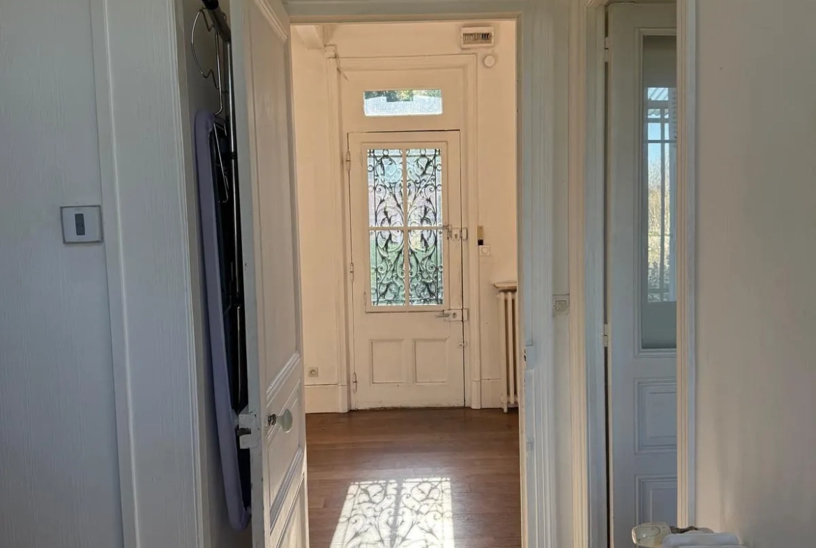 Maison bourgeoise de 122 m² avec jardin au centre-ville d'Eu 
