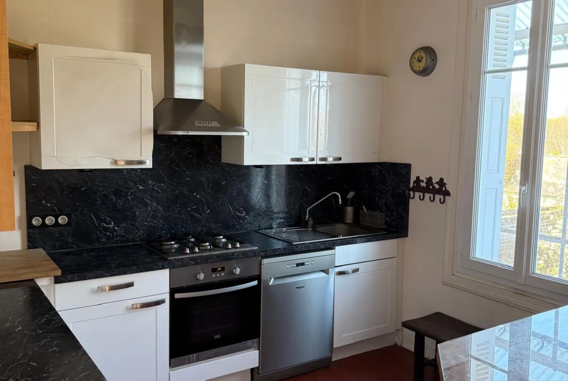 Maison bourgeoise de 122 m² avec jardin au centre-ville d'Eu 