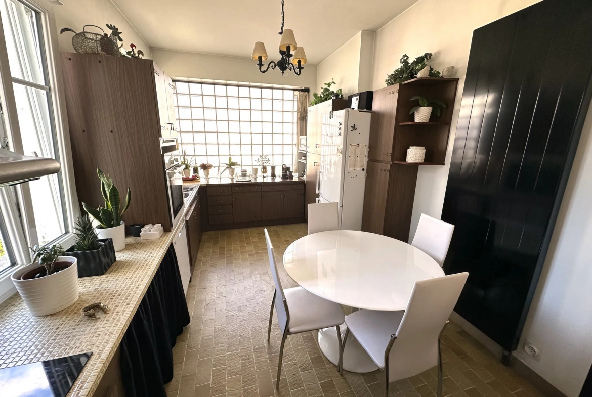 Spacieuse maison de 190 m² à Marmande proche centre-ville et écoles 