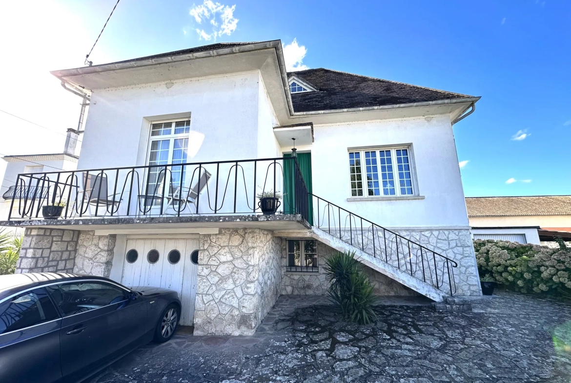 Spacieuse maison de 190 m² à Marmande proche centre-ville et écoles 