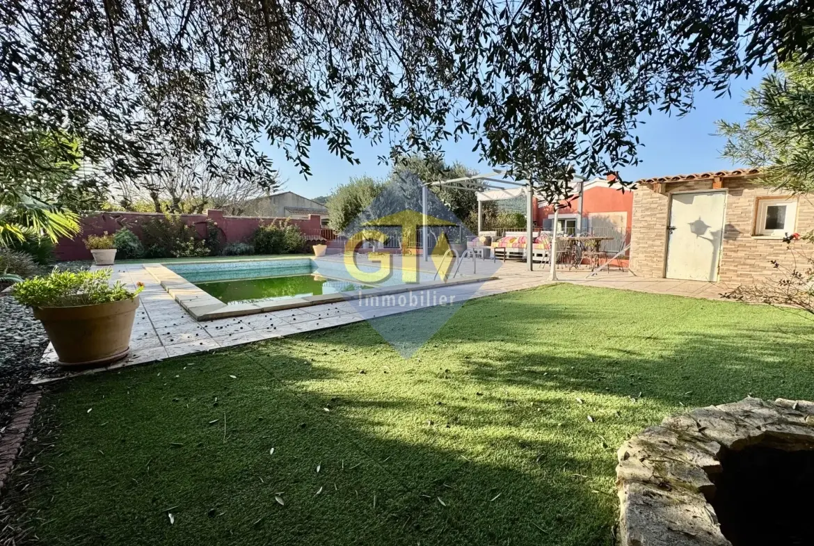 Villa avec piscine et grand jardin à Laudun l'Ardoise en vente 