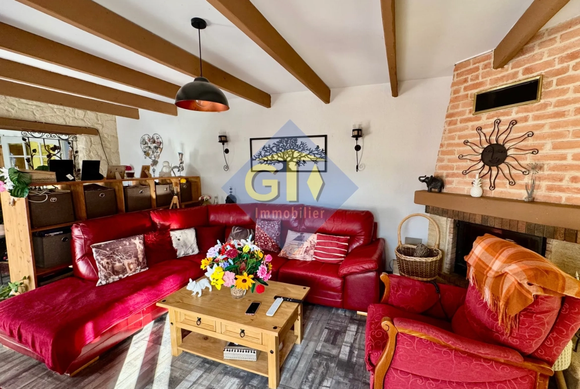 Villa avec piscine et grand jardin à Laudun l'Ardoise en vente 