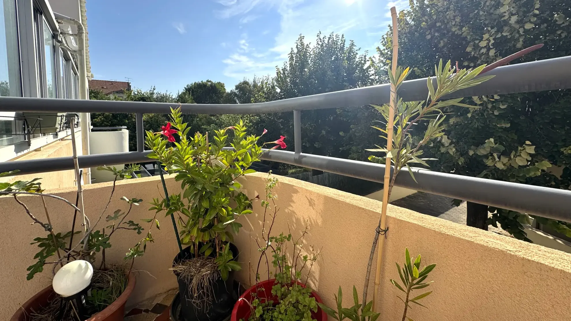Appartement de 105 m² avec terrasse, garage à Nîmes - Quartier Marronniers 