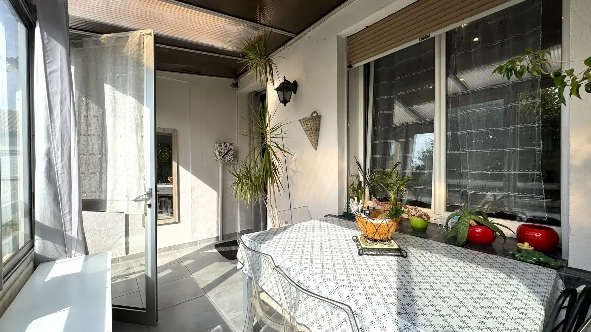 Appartement de 105 m² avec terrasse, garage à Nîmes - Quartier Marronniers 