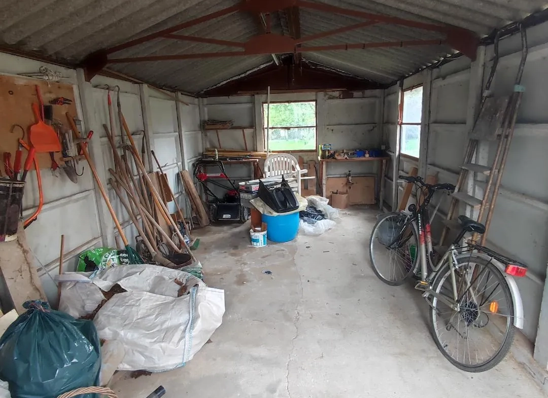 Maison à vendre de 85 m² à Saint André les Vergers avec jardin et garage 