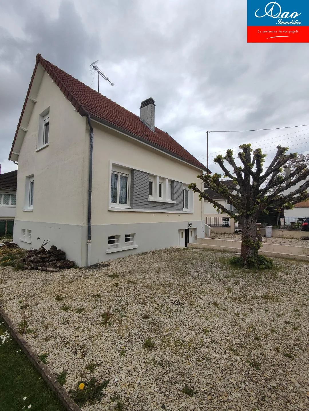 Maison à vendre de 85 m² à Saint André les Vergers avec jardin et garage 