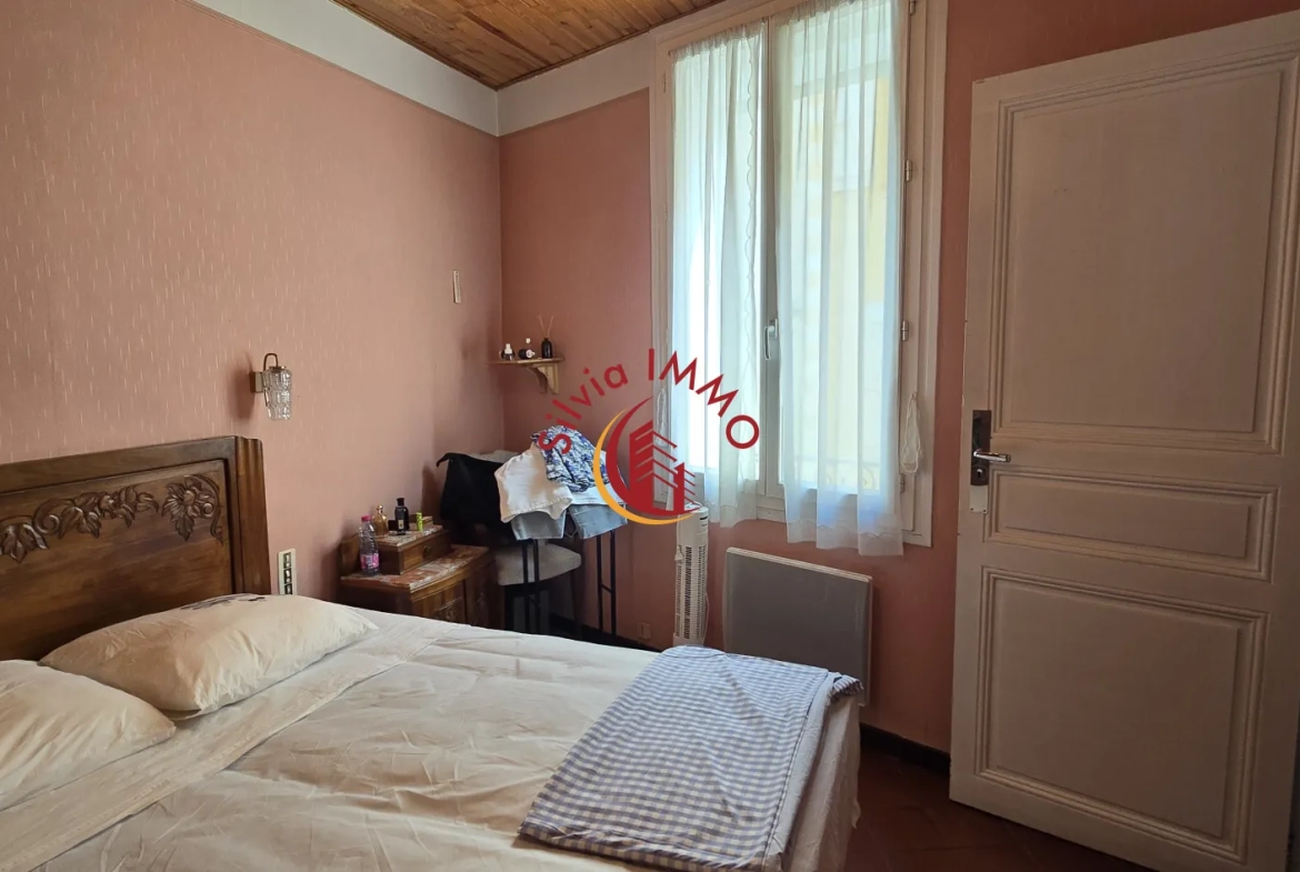 Maison de village à Vingrau (66) - 3 niveaux, 2 chambres, parfait pour un premier achat 