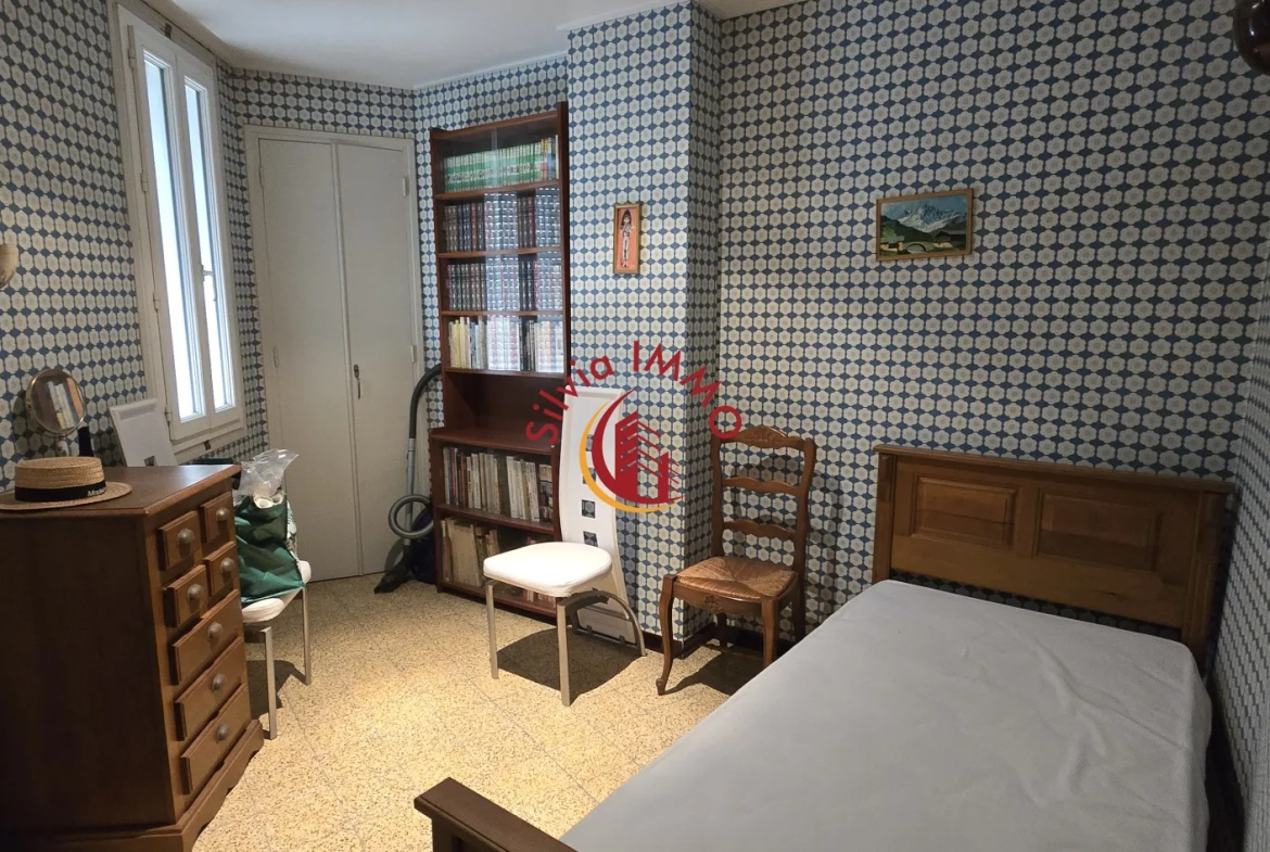Maison de village à Vingrau (66) - 3 niveaux, 2 chambres, parfait pour un premier achat 