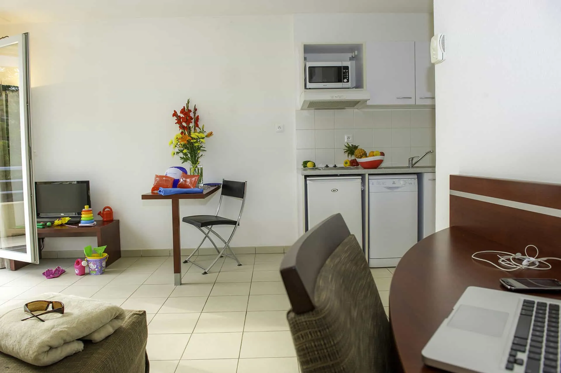 Investissement locatif : studio avec bail commercial à Biot, parfait pour rentabilité 