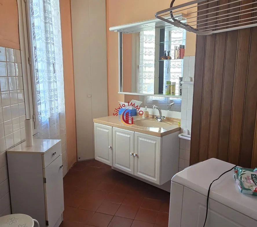 Maison de village à Vingrau (66) - 3 niveaux, 2 chambres, parfait pour un premier achat 