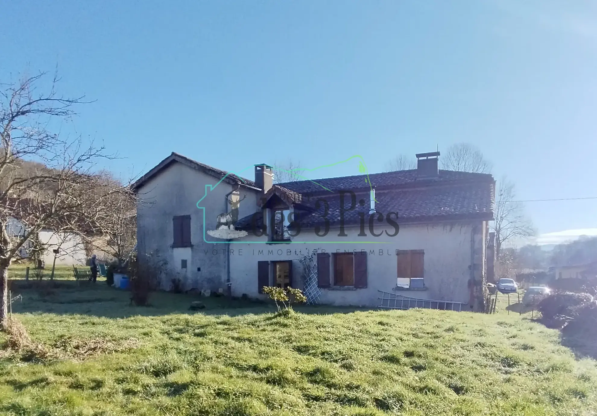 Maison indépendante avec grand terrain de 5500 m² à Lescure, vue Pyrénées 