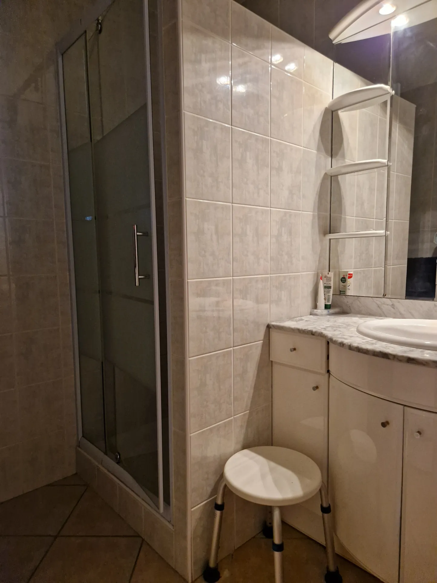À vendre appartement T2 à Gap avec terrasse, garage et vue dégagée 