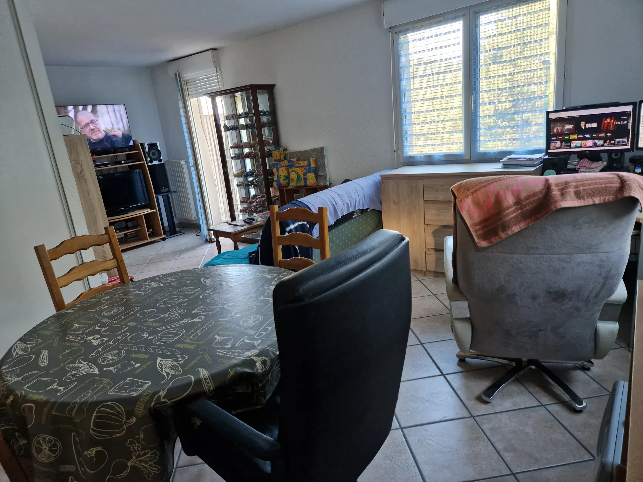 À vendre appartement T2 à Gap avec terrasse, garage et vue dégagée 