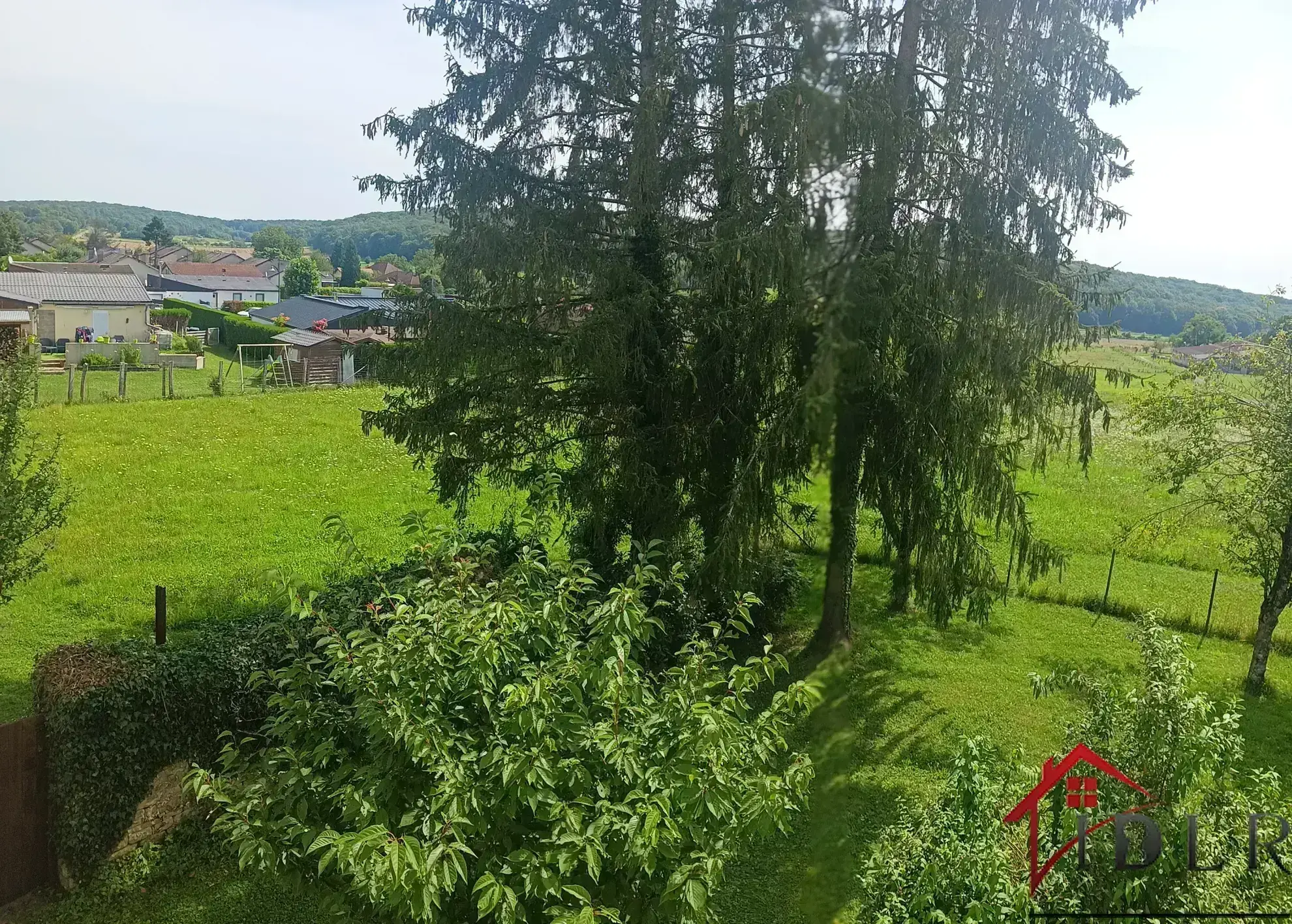 Maison 129 m2 à Saint-Rémy-en-Comté avec grand terrain et vue remarquable 