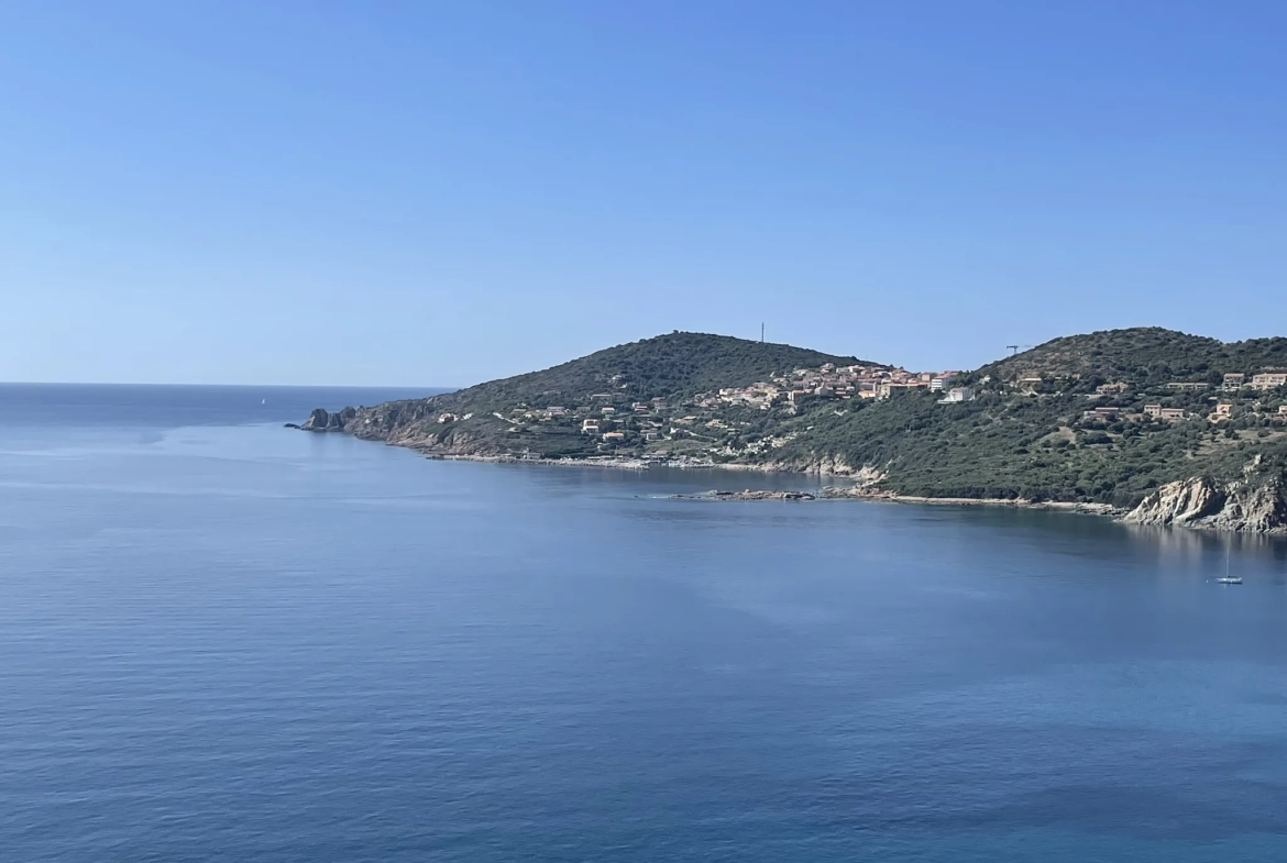 Maison de village à Cargèse avec fort potentiel, idéal investissement ou résidence principale 