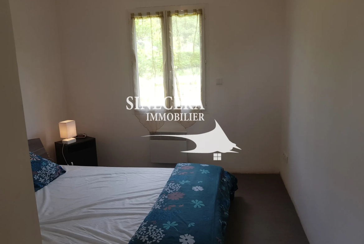 Ensemble immobilier à Montcaret avec deux maisons sur 4600 m² 