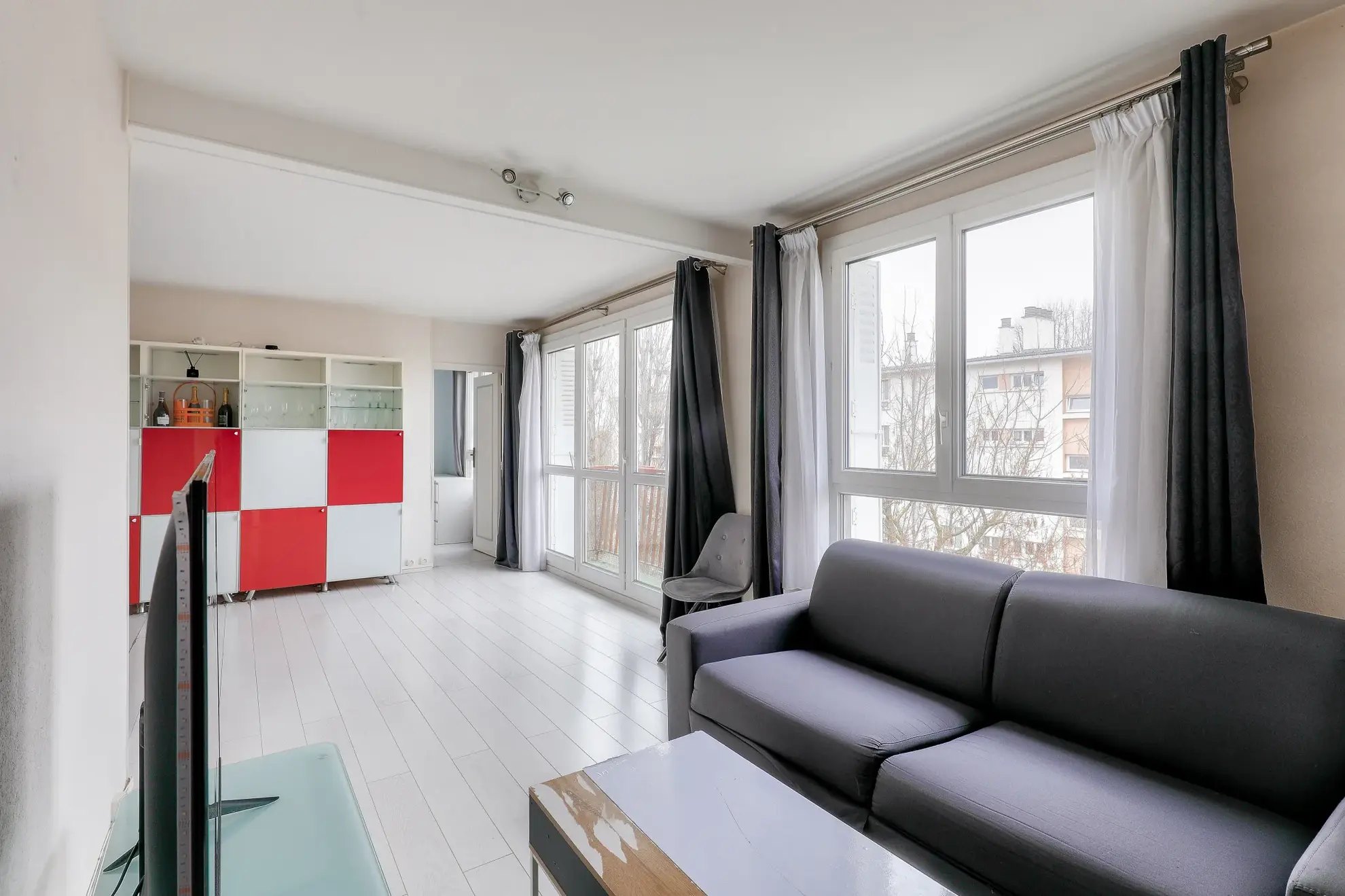 Appartement T4 de 63,2 m² à Drancy proche commerces et écoles 