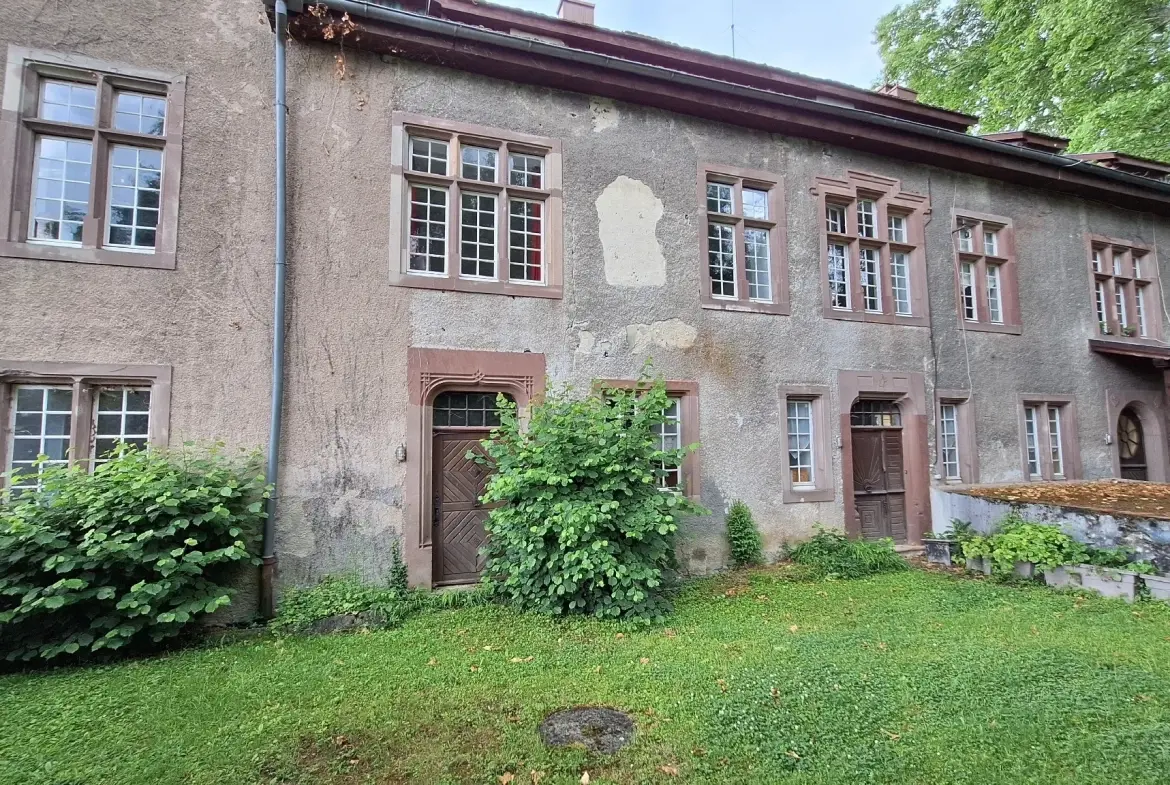 Appartement spacieux 5 pièces à Heidwiller – 131 m², caves et jardin 