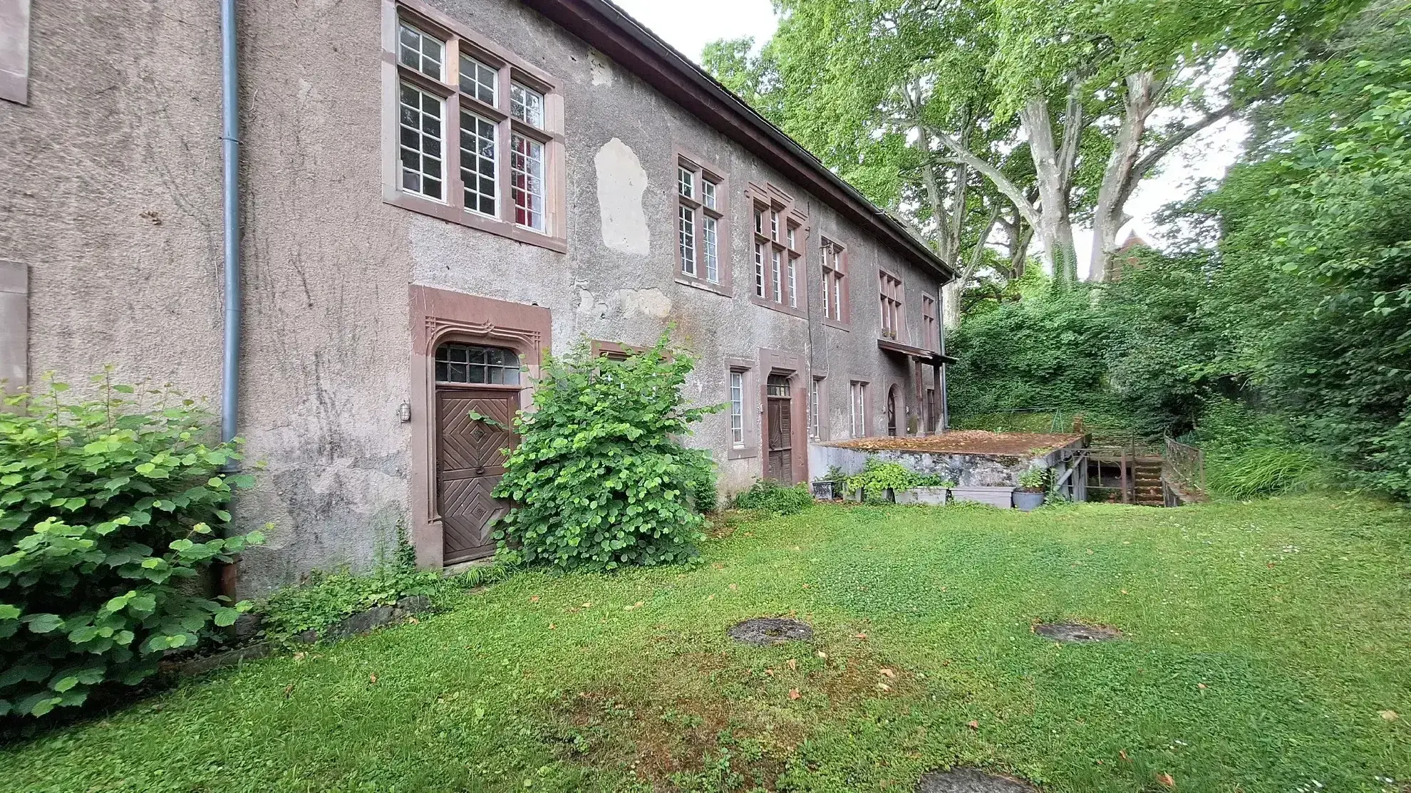 Appartement spacieux 5 pièces à Heidwiller – 131 m², caves et jardin 