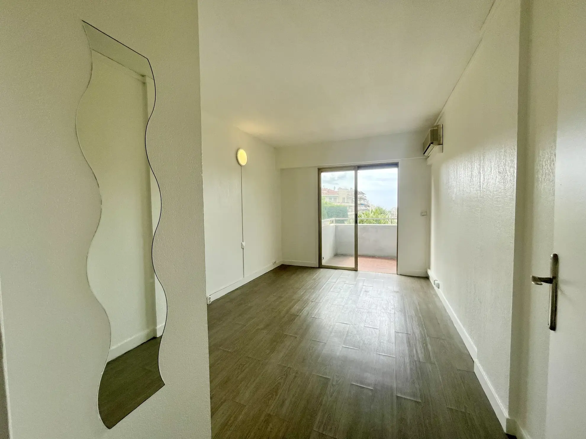 Studio lumineux de 25 m² avec parking au Cannet – Idéal pour achat ou investissement 