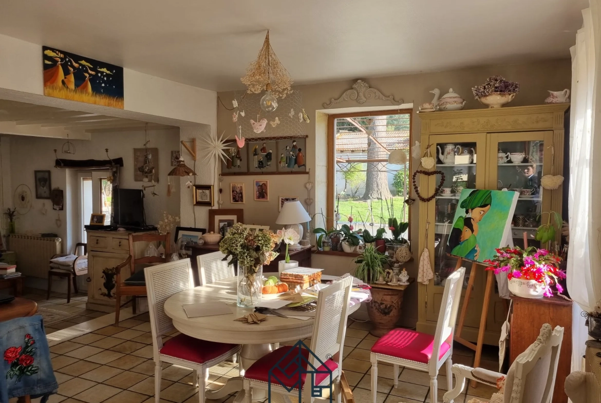 Magnifique maison de 120 m² à Commelle-Vernay avec garage et grand jardin 