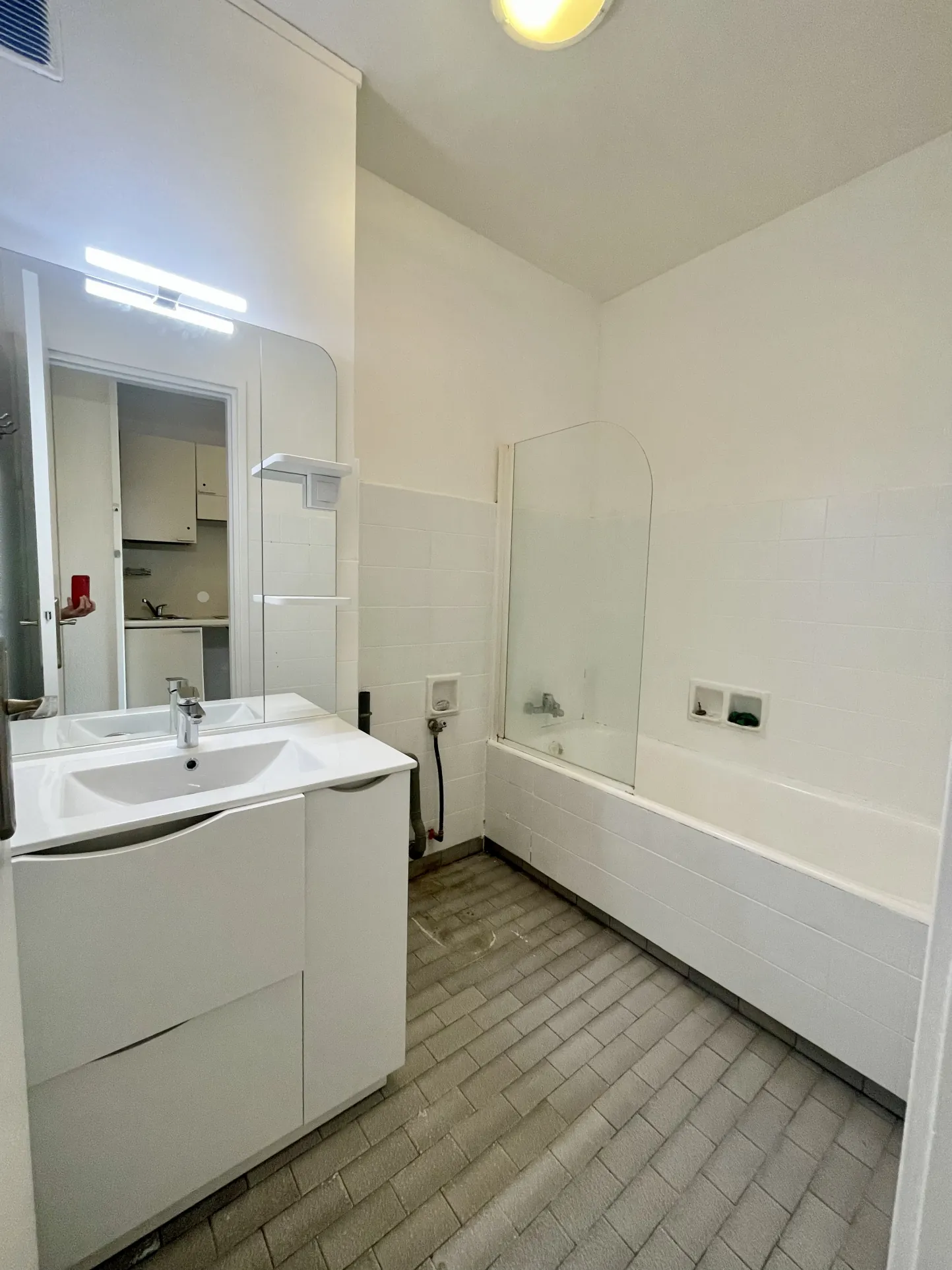 Studio lumineux de 25 m² avec parking au Cannet – Idéal pour achat ou investissement 