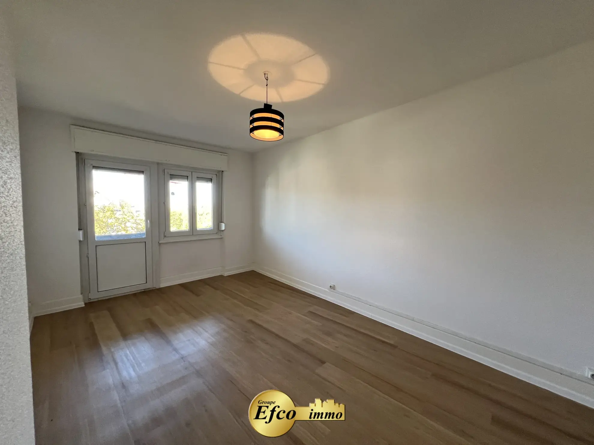 Spacieux appartement de 93 m² avec combles isolés à Saint-Louis proche Bâle 