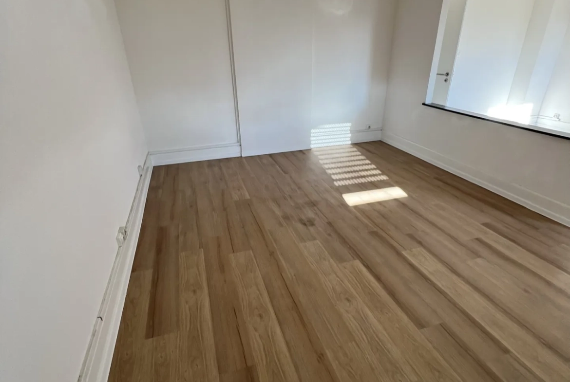 Spacieux appartement de 93 m² avec combles isolés à Saint-Louis proche Bâle 