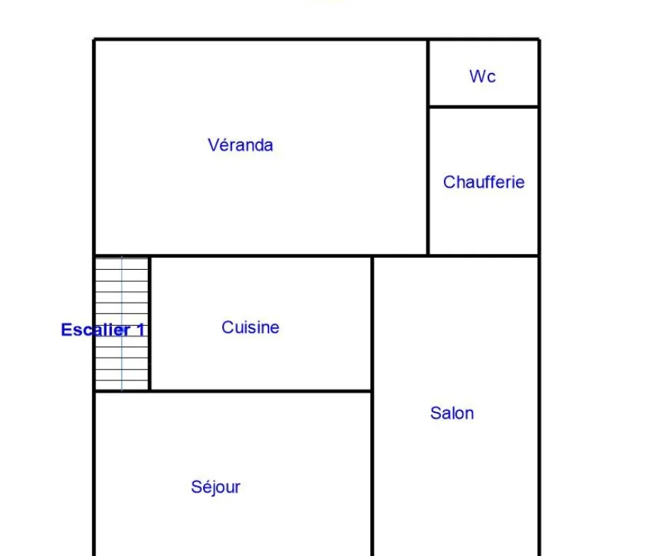 Maison familiale lumineuse à Sablé-sur-Sarthe avec 4 chambres et grand potentiel 