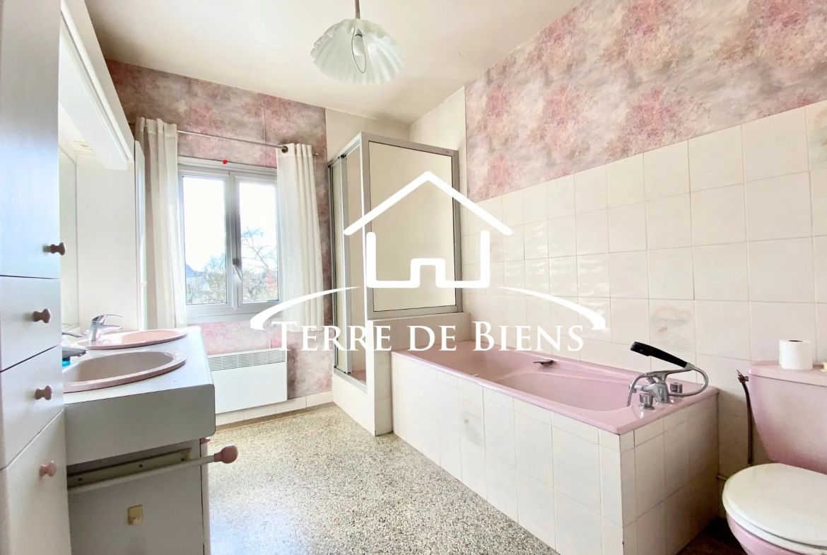 Maison 142 m² avec jardin et garage à Soissons, emplacement privilégié 