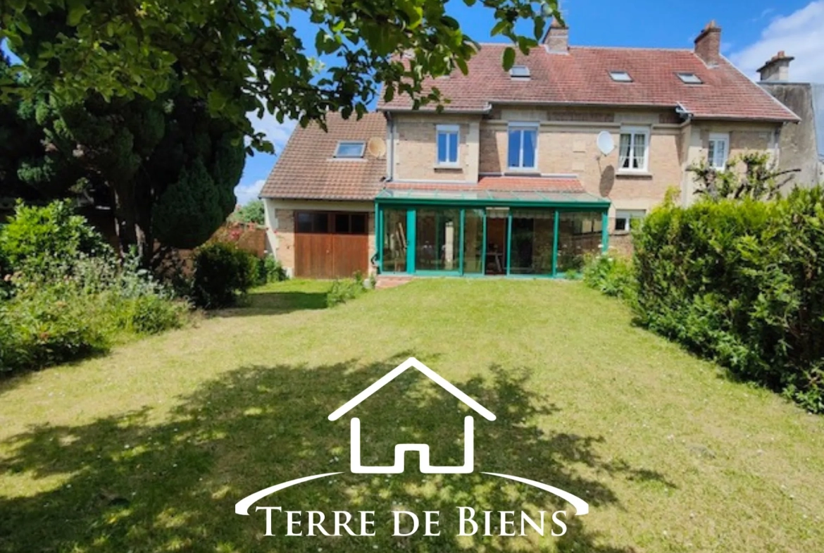 Maison 142 m² avec jardin et garage à Soissons, emplacement privilégié 