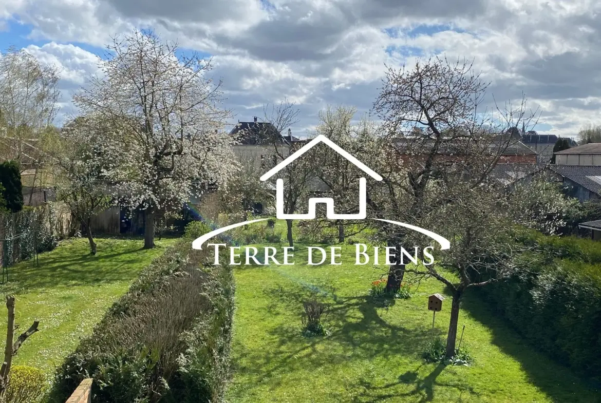Maison 142 m² avec jardin et garage à Soissons, emplacement privilégié 