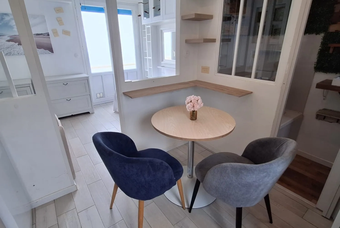 Studio face mer avec balcon à Ault – Vue imprenable sur la plage d'Onival 