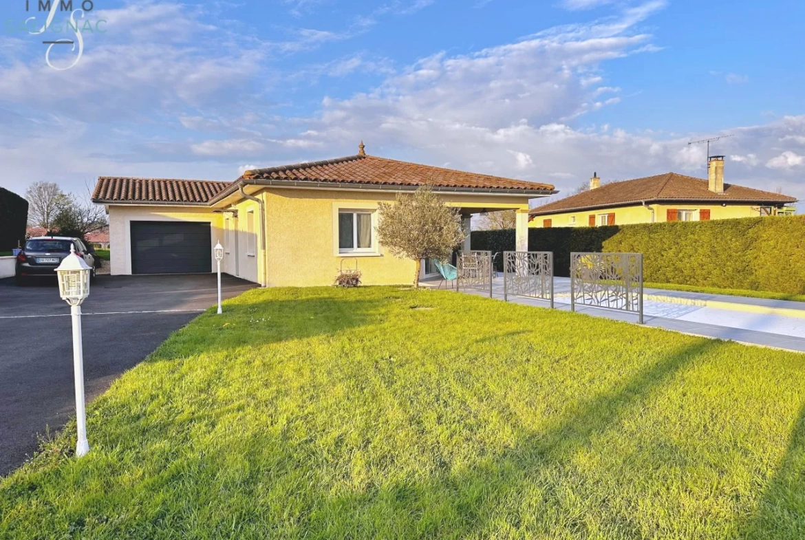 Maison moderne avec piscine chauffée, garage et jardin à Saint-Cyr-sur-Menthon 