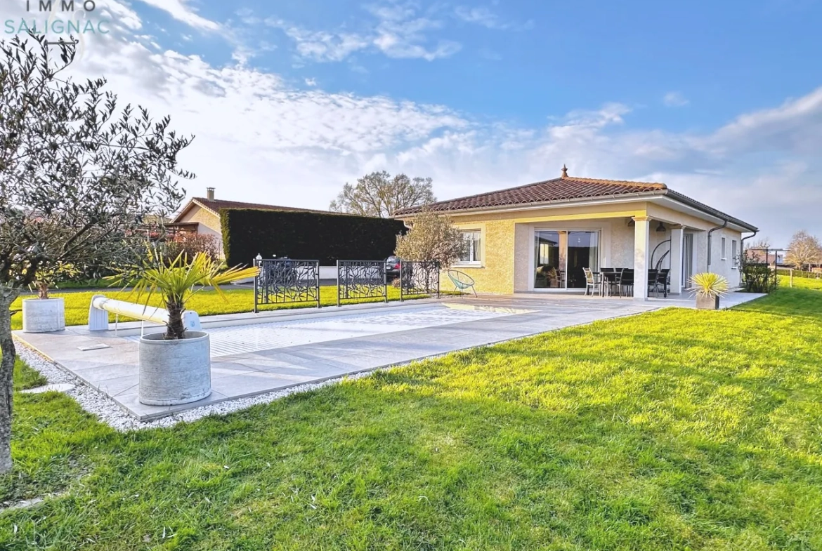 Maison moderne avec piscine chauffée, garage et jardin à Saint-Cyr-sur-Menthon 