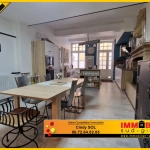 Belle maison de ville rénovée à Bazas - 200 m², 4 chambres, emplacement central