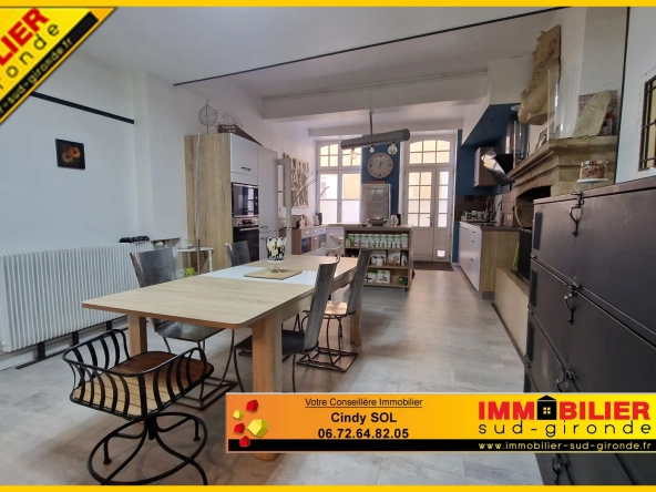Belle maison rénovée de 200 m² au cœur de Bazas, proche commodités