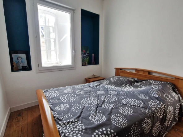 Belle maison rénovée de 200 m² au cœur de Bazas, proche commodités 